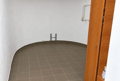 Spatiu comercial 70 mp de inchiriat | Stradal | Tiglina 2 - 5