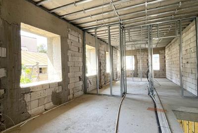 VILA CU AUTORIZATIE ACTIVA || 4 CAMERE || LA GRI || DOROBANTI - ROMANA - 4