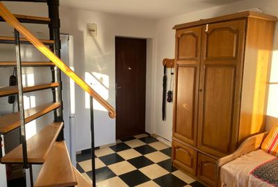 Apartament la mansarda zona centrala - 2