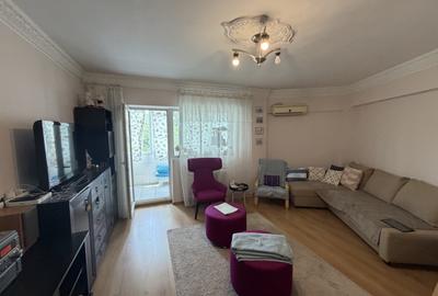 Apartament cu 4 camere decomandat, mobilat în Herăstrău