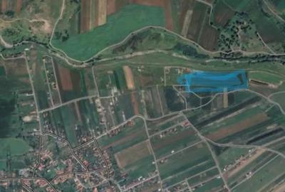 Teren agricol intravilan de 11100 mp, în Bărăbanț