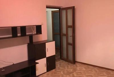 Apartament cu 2 camere decomandat în Giurgiului