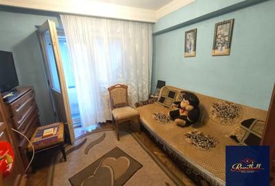 Apartament 4 camere, 85 mp, 2 balcoane,central_Casa Cartii - 3