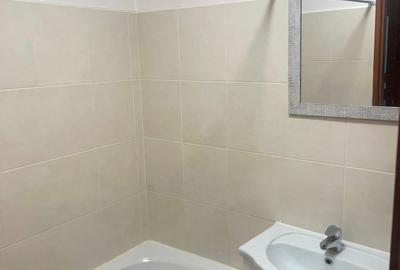 Apartament 2 camere, Tomis Nord, Etaj 1 din 4 - 65.000 Euro - 3