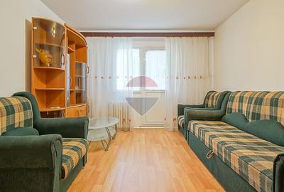 Apartament cu 3 camere semidecomandat, mobilat în Astra