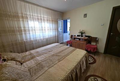 Apartament cu 4 camere si centrala termica - 3