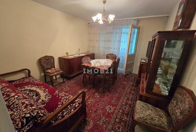 Vanzare apartament 3 camere Zona Eremia Grigorescu - 2