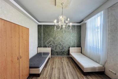 Apartament cu 2 camere nedecomandat în Central