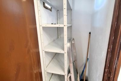 Apartament de inchiriat, 2 camere, str.N.Iorga ! - 10