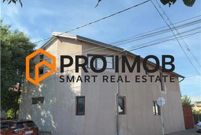 Casă individuală cu 4 camere în 1 Decembrie