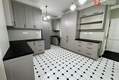 Apartament deosebit, 3 camere, zona Central – Bld. C.D. Loga - 26
