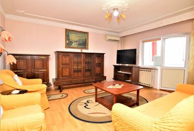 Apartament cu 3 camere decomandat, mobilat în Vitan