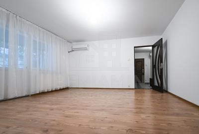 Apartament cu 2 camere semidecomandat, mobilat în Rovine