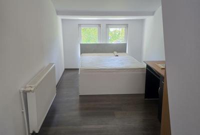 Apartament de inchiriat 3 camere zona Centru-Arcu - 1