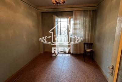 Apartament 4 camere decomandate 4 balcoane etaj 1 Str. Bâlea/Sibiu - 4