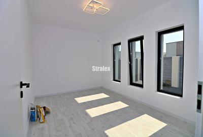 Casa individuala  cu 4 camere si 2 bai - 5