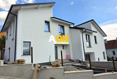 Duplex modern, 4 camere, curte 315 mp, predare la cheie,zonă liniștită - 1