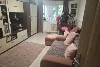 Apartament cu 3 camere decomandat, mobilat în Mănăștur