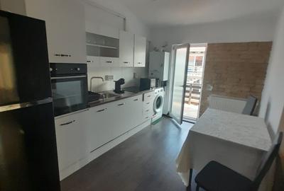 Apartament cu 2 camere decomandat, mobilat în Florești