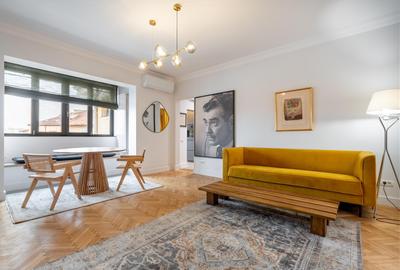 Apartament cu 3 camere semidecomandat în Cișmigiu