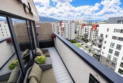 Apartament cu 3 camere decomandat, mobilat în Tractorul