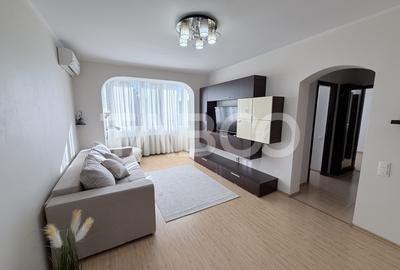 Apartament cu 2 camere semidecomandat, mobilat în Central