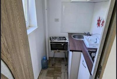 Apartament cu 2 camere semidecomandat în Tomis Nord