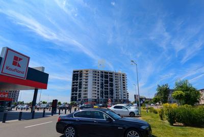 Apartament cu 2 camere semidecomandat în Metalurgiei