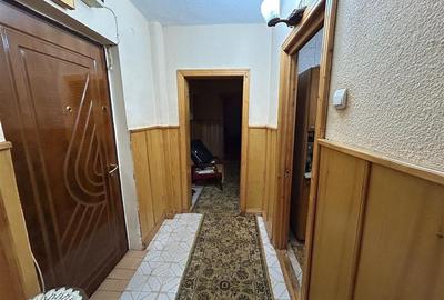 Apartament cu 3 camere de vanzare et. 2,  zona Sud. - 6