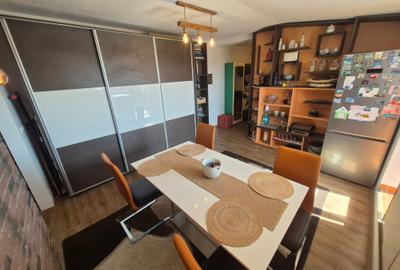 3 Cam-3 Min de Spitalul Judetean-Mobilat-71MP-Balcon-Centrala-92.000 Euro! Neg - 2