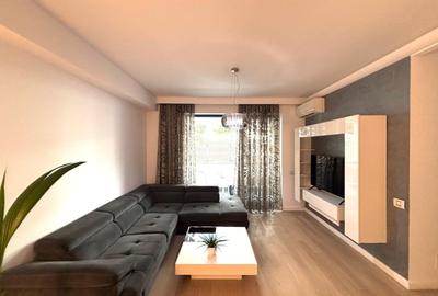 Apartament cu 3 camere semidecomandat în Băneasa