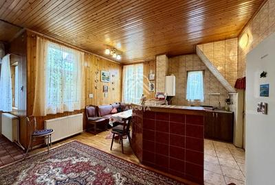 Casă cu 5 camere în Dâmbul Rotund