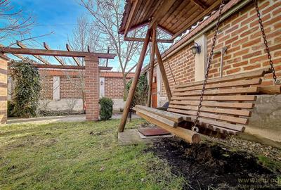 Casă nouă, intrare Stupini - 10