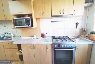 Vanzare Panduri 4cam, renovat 100 mp, boxa si parcare ADP zona 13 Septembrie - 7