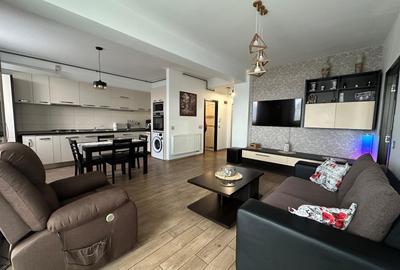 Apartament cu 2 camere decomandat, mobilat în Central