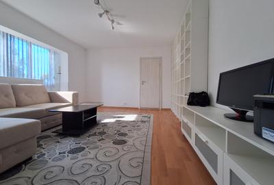 Apartament cu 3 camere semidecomandat, mobilat în Freidorf
