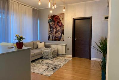 Apartament cu 3 camere semidecomandat în 13 Septembrie