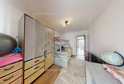 Ap. 3 camere, terasa de 12 mp, decomandat, 74 mp utili, pret bun - 17