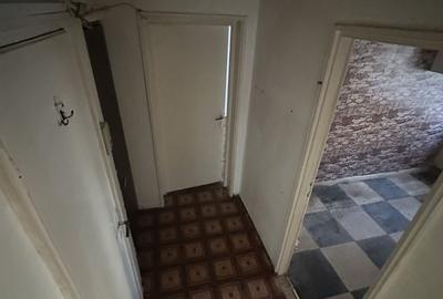 Apartament 3 camere la parter, zona Tractorul - 3