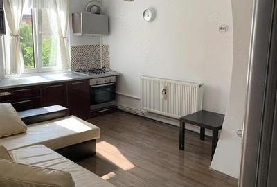 Apartament cu 2 camere decomandat, mobilat în Craiter