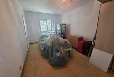 Apartament 3 camere, Decomandat, Piata Alexandru cel Bun - 4