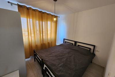 Închiriez apartament cu 3 camere și garaj - 8