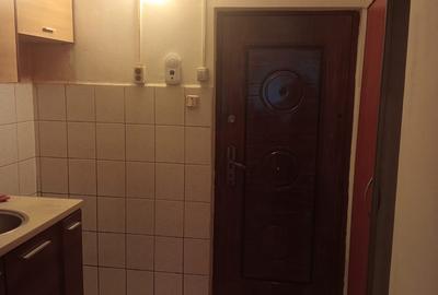 Vand camera camin in Noua - 2