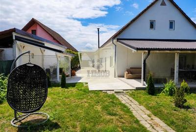 Casă individuală cu 4 camere în Bradu