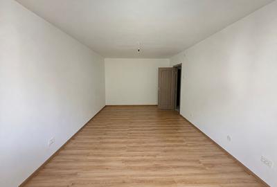 REZERVAT-Apartament-3-Camere-Decomandat-Racadau-Renovat-73mp-Lift - 2