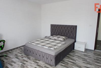 Casa individuala cu 6 camere Parter + 1 Etaj in Comlosu Mare - 24