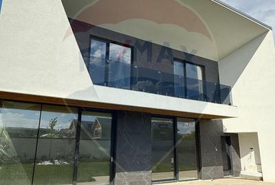 Vila smart personalizabilă cu rooftop și piscină privată – arhitectură - 4