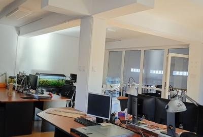Spațiu comercial, de 750 mp, în Gara de Nord
