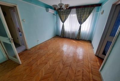Apartament cu 2 camere nedecomandat în Podu Roș