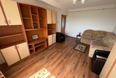 VÂND APARTAMENT 2 CAMERE DECOMANDAT et,3 – ZONA VASILE AARON - 4